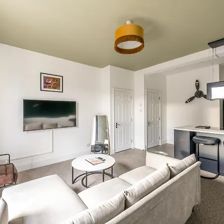 Apartmán Modern Spitfire With Free Parking By Prescott Bristol