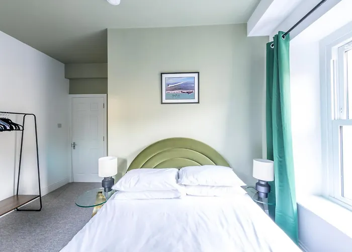 Modern Spitfire With Free Parking By Prescott Bristol