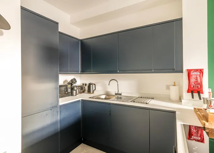 Modern Spitfire With Free Parking By Prescott Apartman Bristol