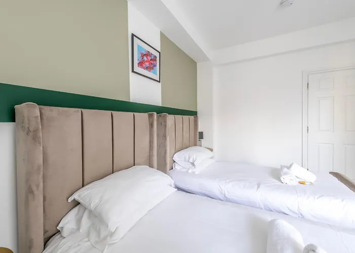 Apartman Modern Spitfire With Free Parking By Prescott Bristol