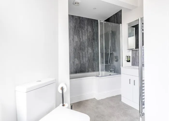 Apartman Modern Spitfire With Free Parking By Prescott